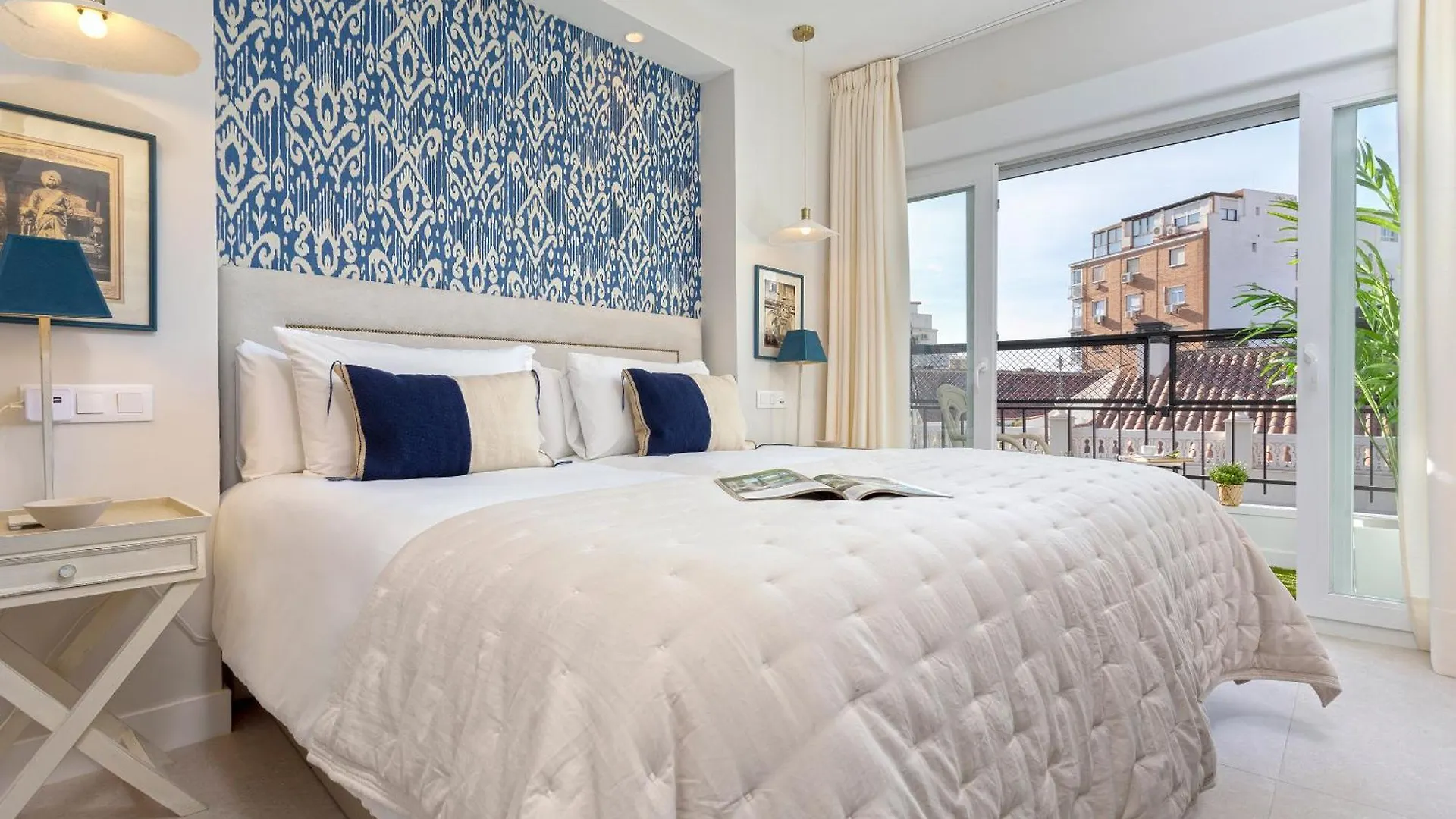 Genteel Home Plaza Del Teatro Malaga Apartment