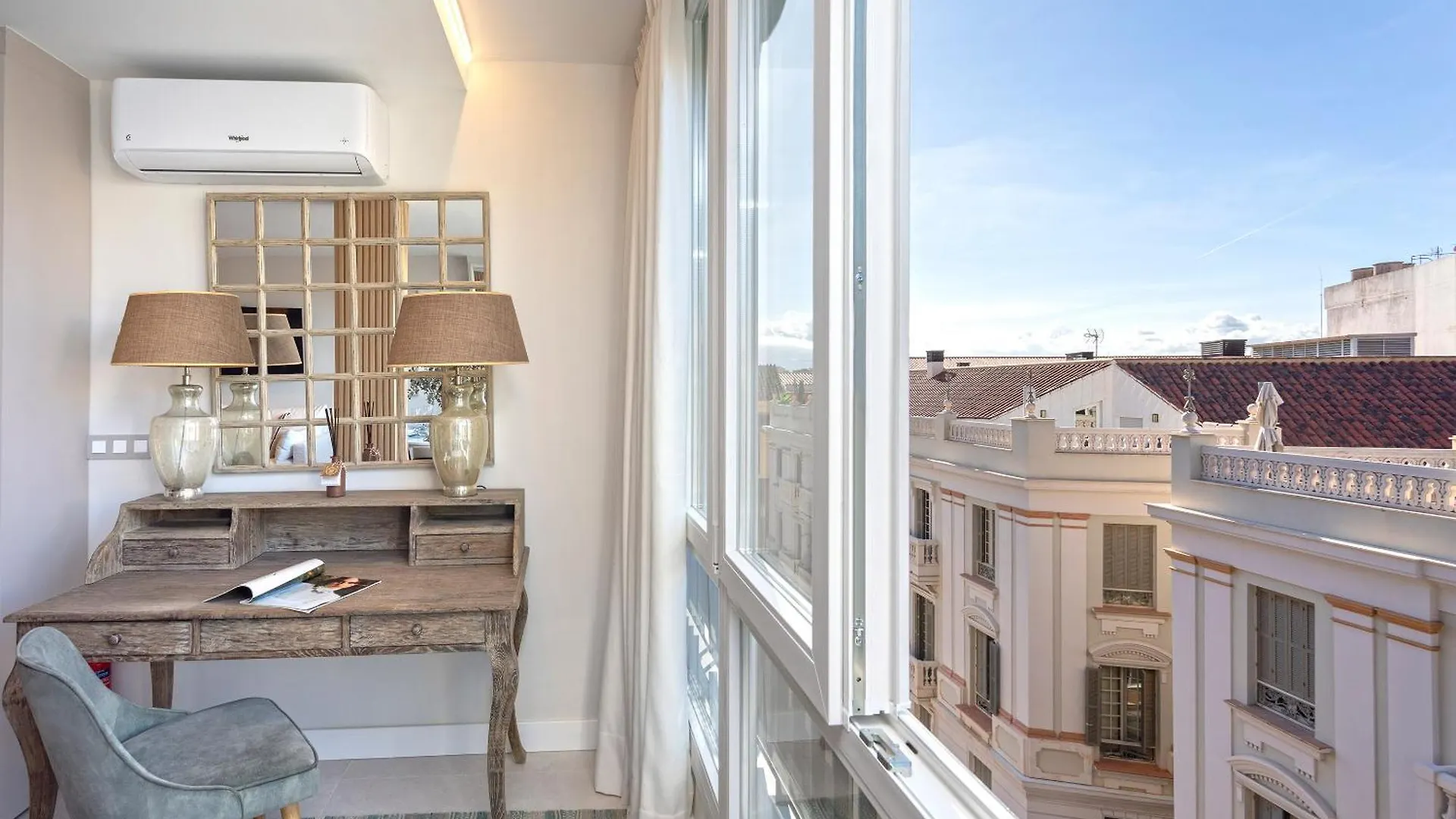 Genteel Home Plaza Del Teatro 말라가