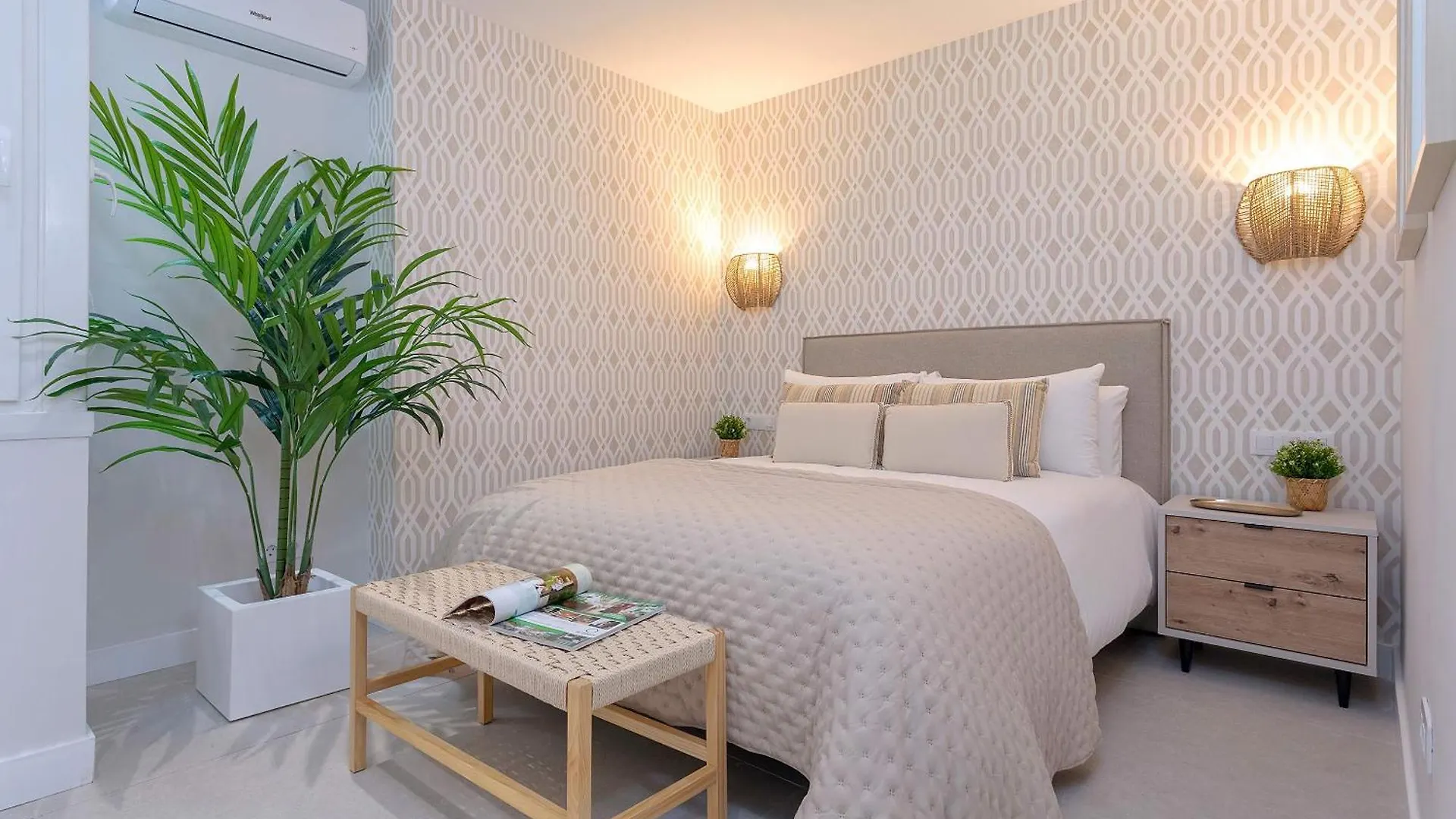Genteel Home Plaza Del Teatro Malaga 0*,  Spain